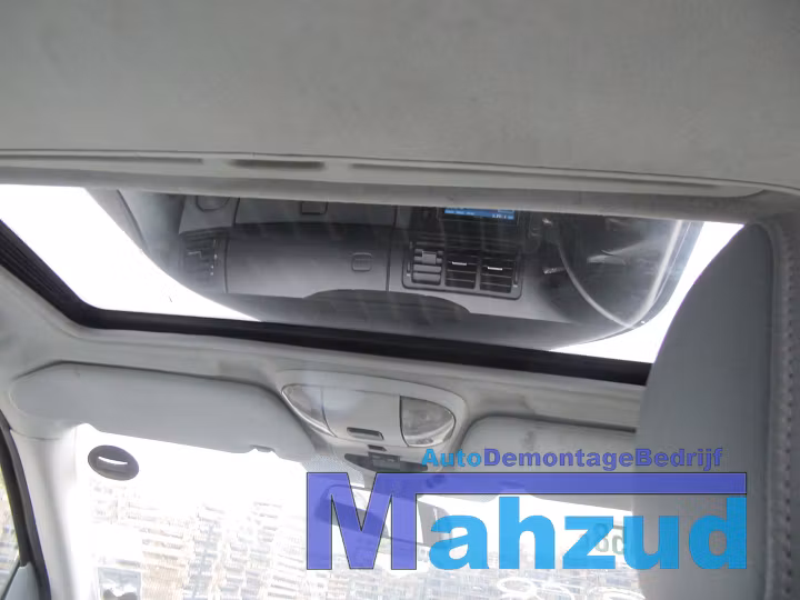 Koop Compleet interieur bij Autodemontagebedrijf Mahzud