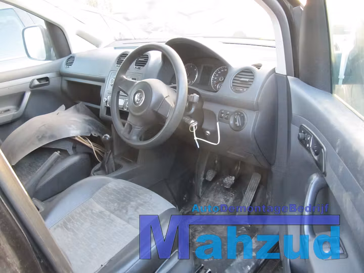 Koop Compleet interieur bij Autodemontagebedrijf Mahzud