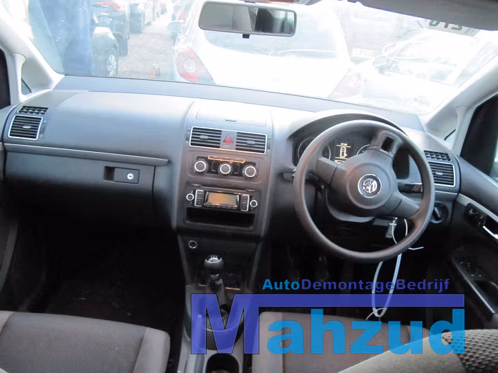 Koop Compleet interieur bij Autodemontagebedrijf Mahzud