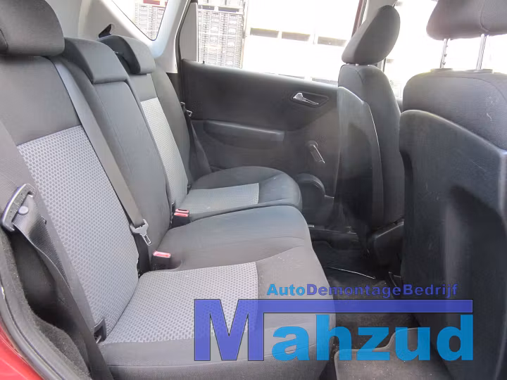 Koop Compleet interieur bij Autodemontagebedrijf Mahzud