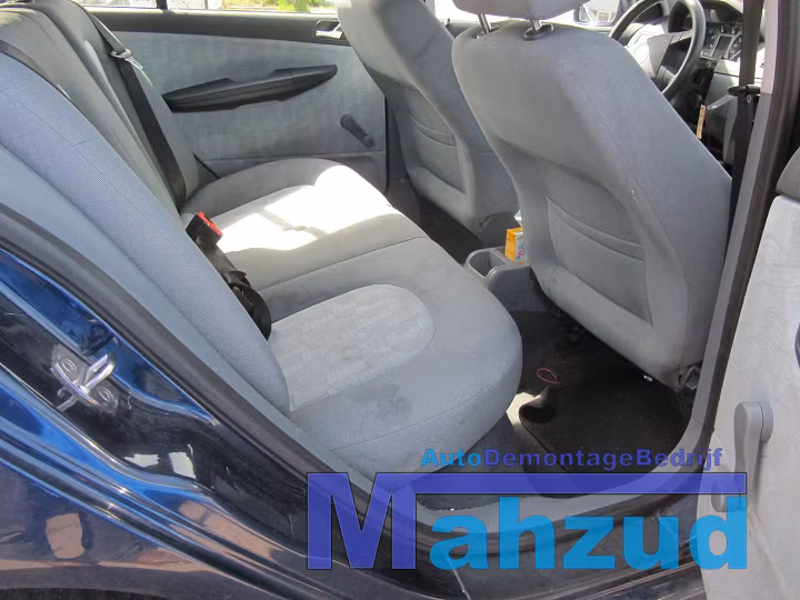 Koop Compleet interieur bij Autodemontagebedrijf Mahzud