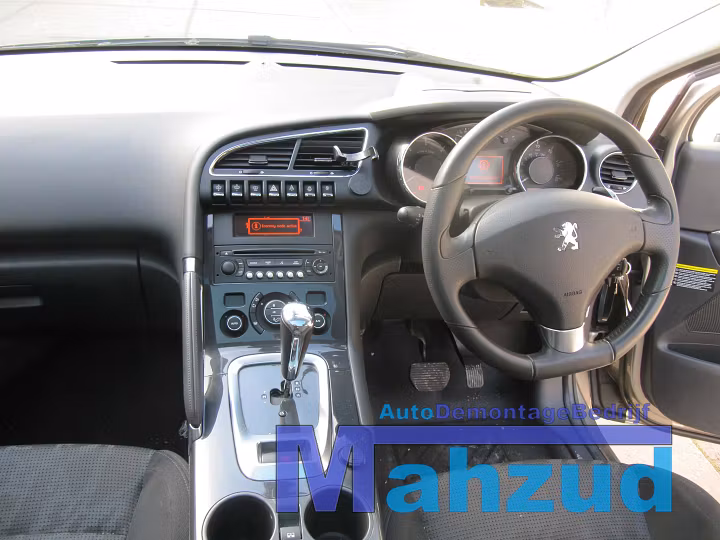 Koop Compleet interieur bij Autodemontagebedrijf Mahzud