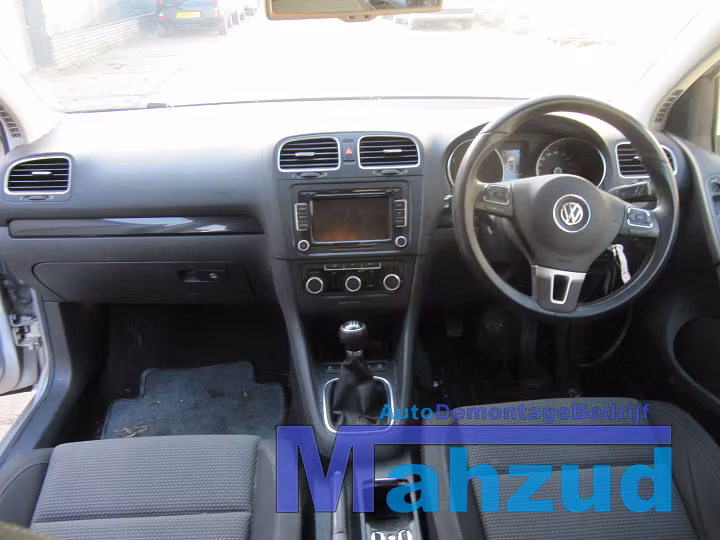 Koop Compleet interieur bij Autodemontagebedrijf Mahzud