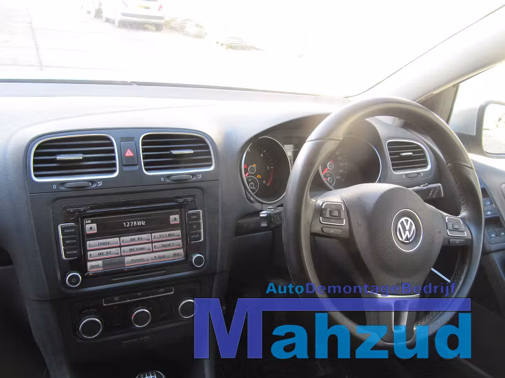 Koop Compleet interieur bij Autodemontagebedrijf Mahzud