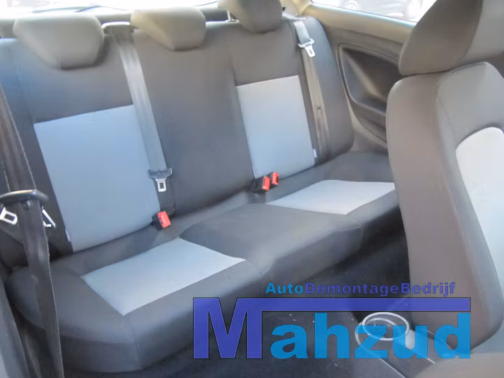 Koop Compleet interieur bij Autodemontagebedrijf Mahzud