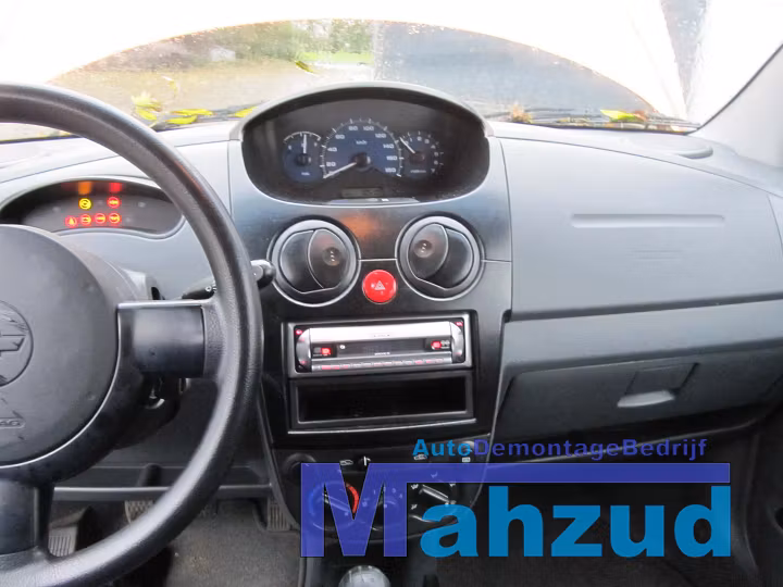 Koop Compleet interieur bij Autodemontagebedrijf Mahzud