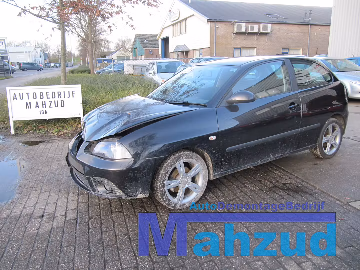 Koop Motorblok | Kaal bij Autodemontagebedrijf Mahzud