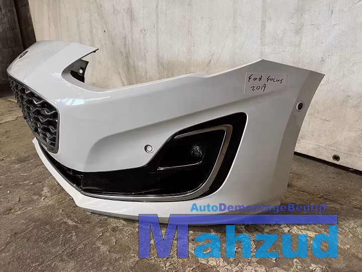Koop Voorbumper bij Autodemontagebedrijf Mahzud