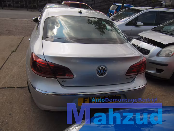 Koop Motorblok | Kaal bij Autodemontagebedrijf Mahzud