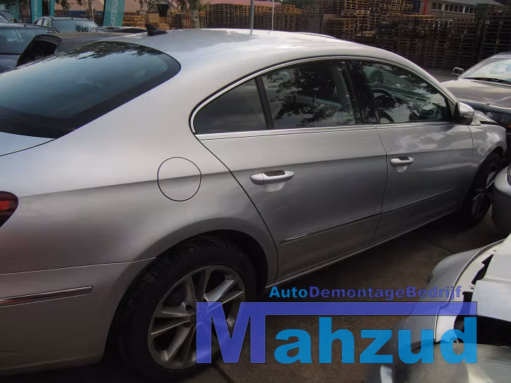 Koop Motorblok | Kaal bij Autodemontagebedrijf Mahzud