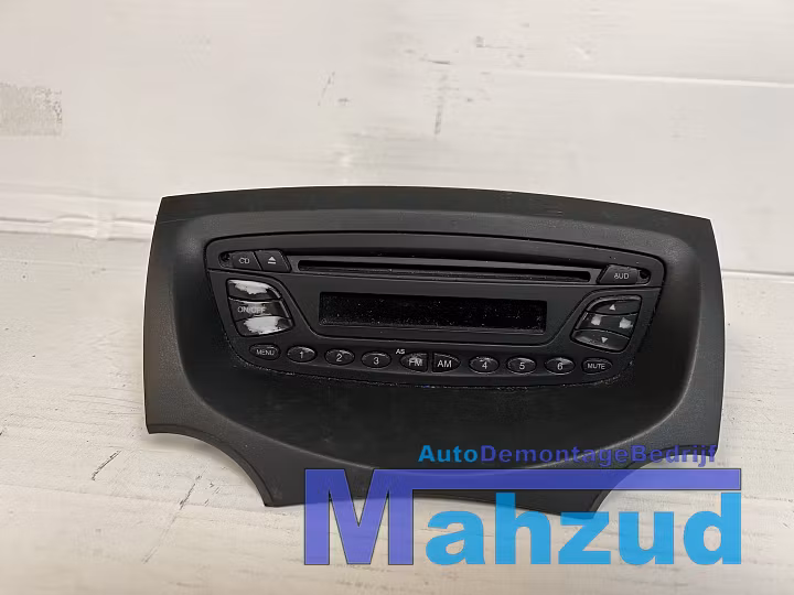 Koop Radio bij Autodemontagebedrijf Mahzud