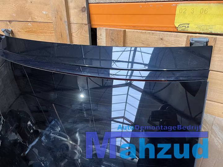 Koop Achterklep | Achterdeur bij Autodemontagebedrijf Mahzud