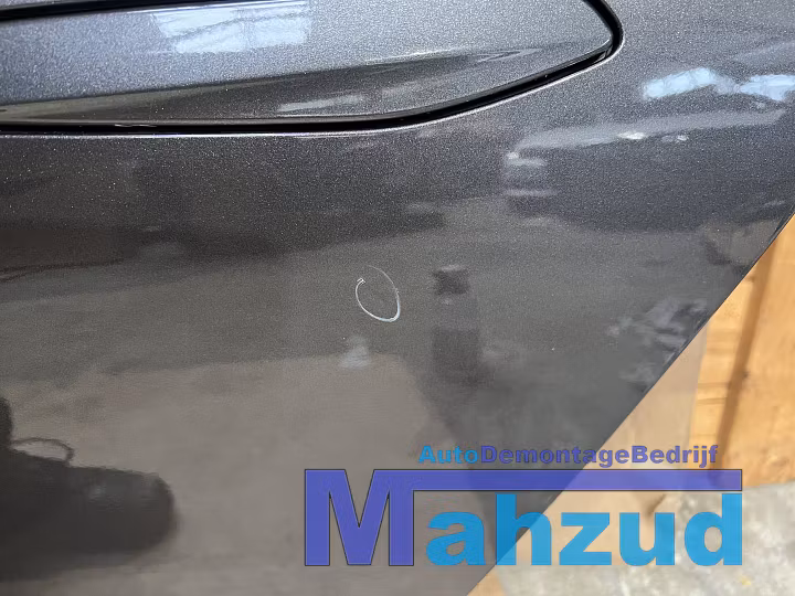 Koop Portier | Deur | Enkel bij Autodemontagebedrijf Mahzud