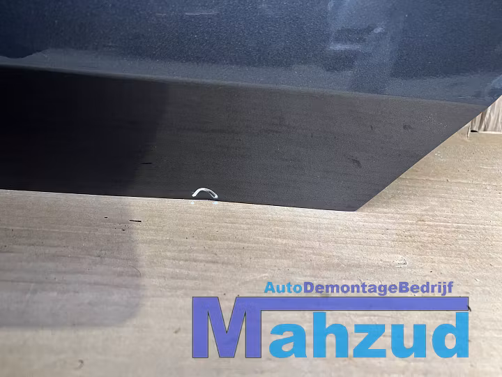 Koop Portier | Deur | Enkel bij Autodemontagebedrijf Mahzud