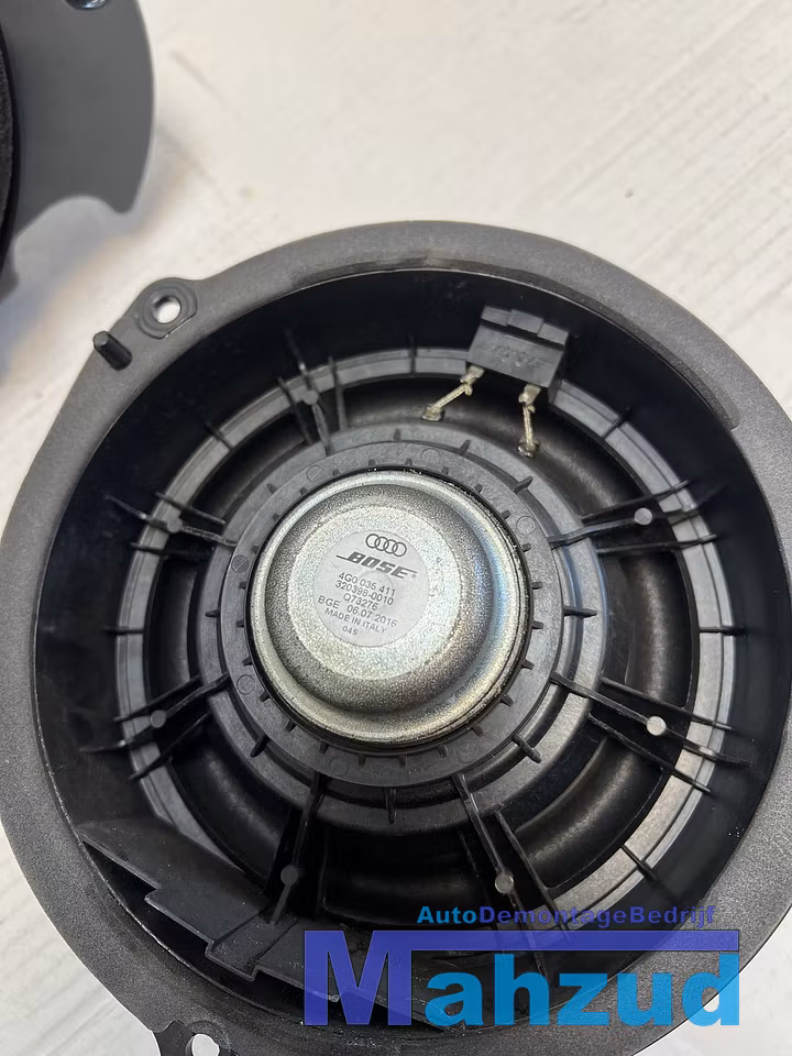 Koop Speaker | Set bij Autodemontagebedrijf Mahzud