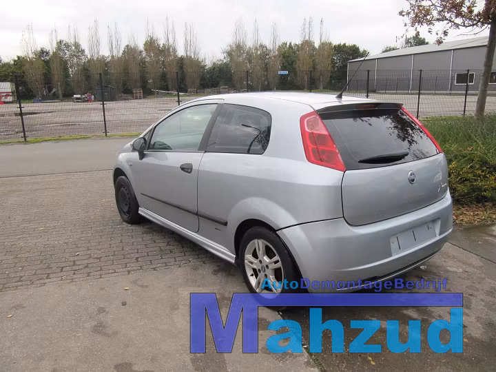 Koop Versnellingsbak bij Autodemontagebedrijf Mahzud