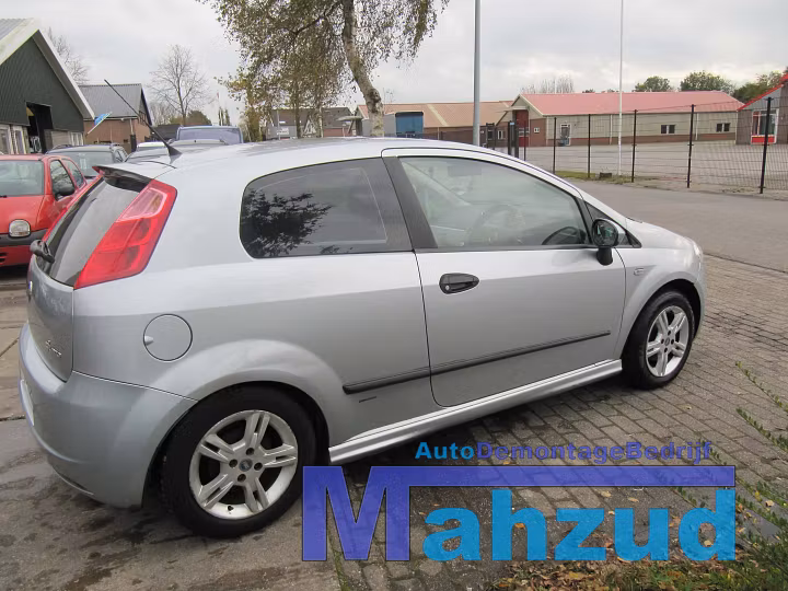 Koop Versnellingsbak bij Autodemontagebedrijf Mahzud