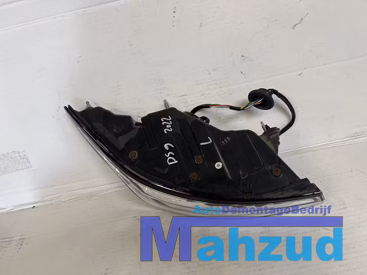 Koop Achterlicht | Enkel bij Autodemontagebedrijf Mahzud