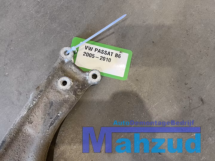 Koop Subframe bij Autodemontagebedrijf Mahzud