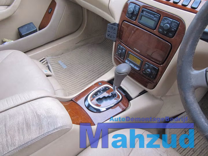 Koop Versnellingsbak bij Autodemontagebedrijf Mahzud