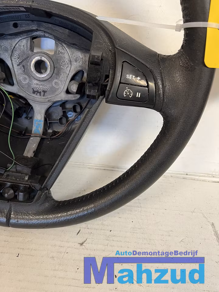 Koop Stuurwiel bij Autodemontagebedrijf Mahzud