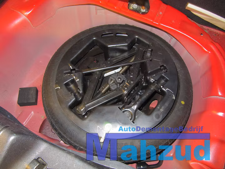 Koop Plaatwerk | Diversen bij Autodemontagebedrijf Mahzud