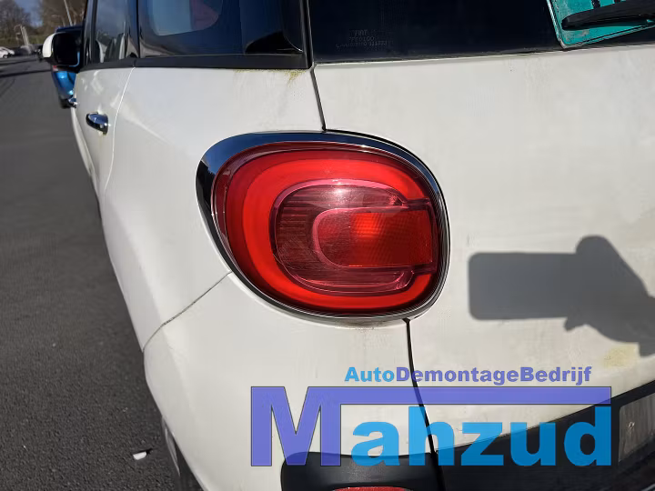 Koop Achterlicht | Enkel bij Autodemontagebedrijf Mahzud