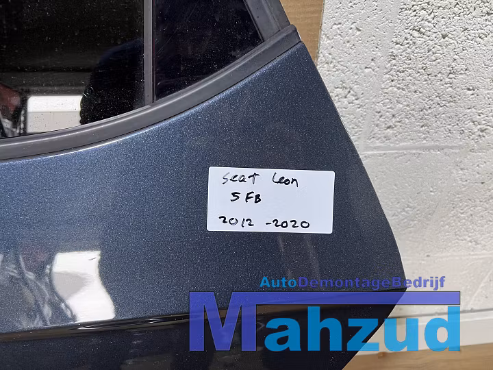 Koop Portier | Deur | Enkel bij Autodemontagebedrijf Mahzud