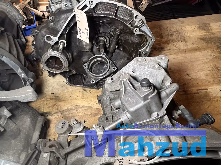 Koop Versnellingsbak bij Autodemontagebedrijf Mahzud