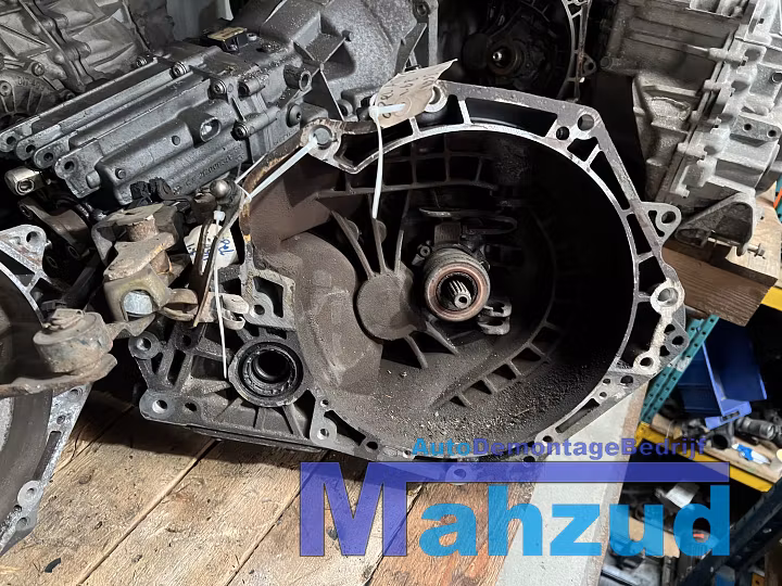 Koop Versnellingsbak bij Autodemontagebedrijf Mahzud
