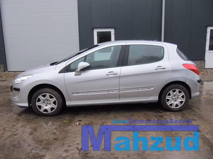 Koop Veerpoot compleet | Enkel bij Autodemontagebedrijf Mahzud