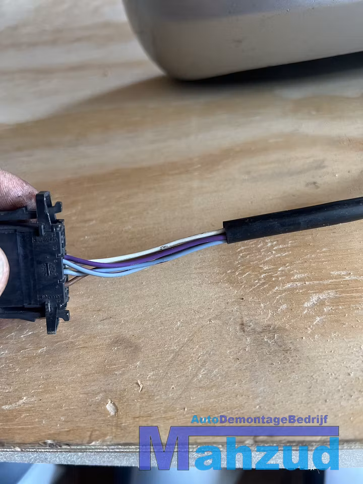 Koop Buitenspiegel | Enkel bij Autodemontagebedrijf Mahzud