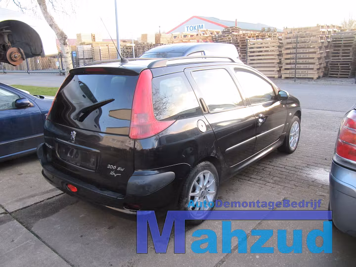 Koop Demontage auto bij Autodemontagebedrijf Mahzud