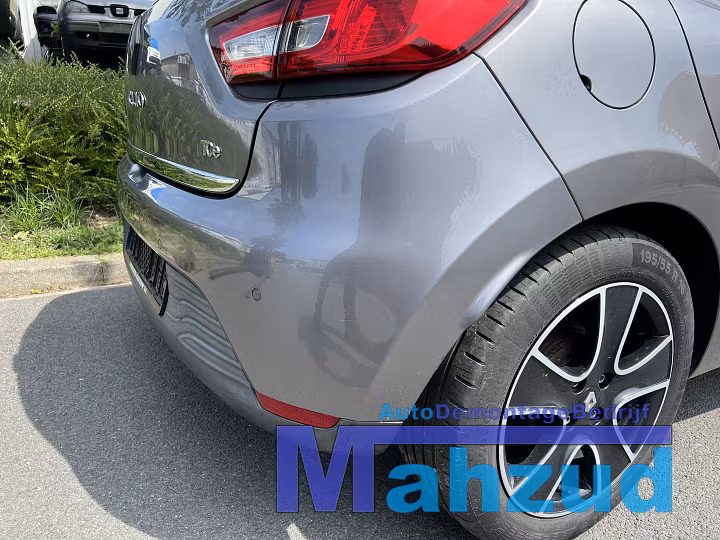 Koop Achterbumper bij Autodemontagebedrijf Mahzud