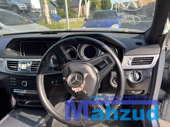 Koop Dashboard | Losse delen bij Autodemontagebedrijf Mahzud