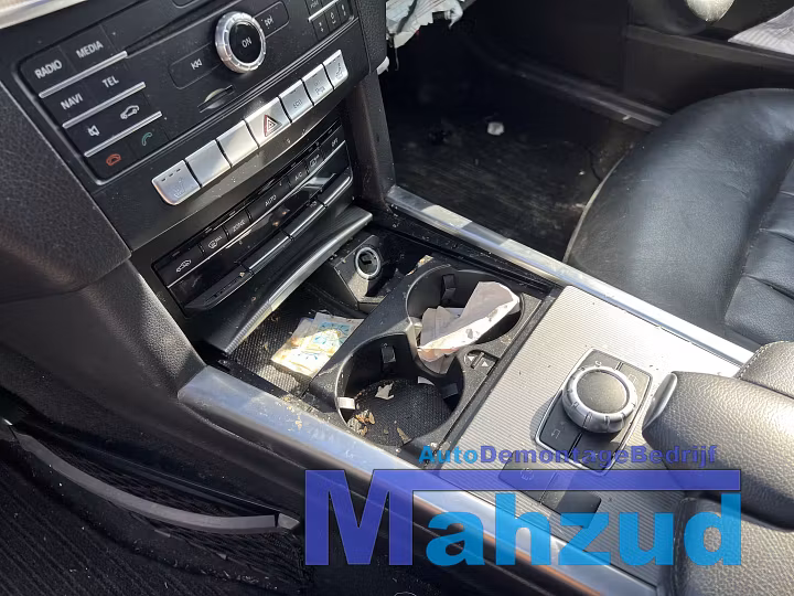 Koop Dashboard | Losse delen bij Autodemontagebedrijf Mahzud