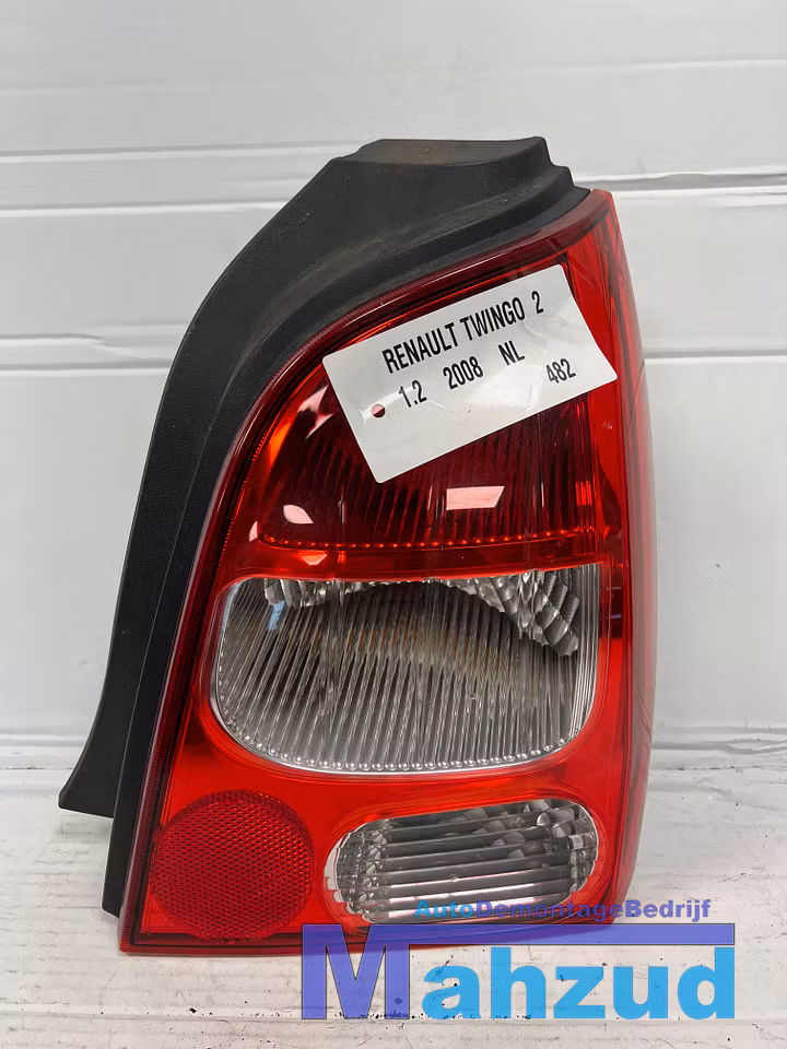 Koop Achterlicht | Enkel bij Autodemontagebedrijf Mahzud