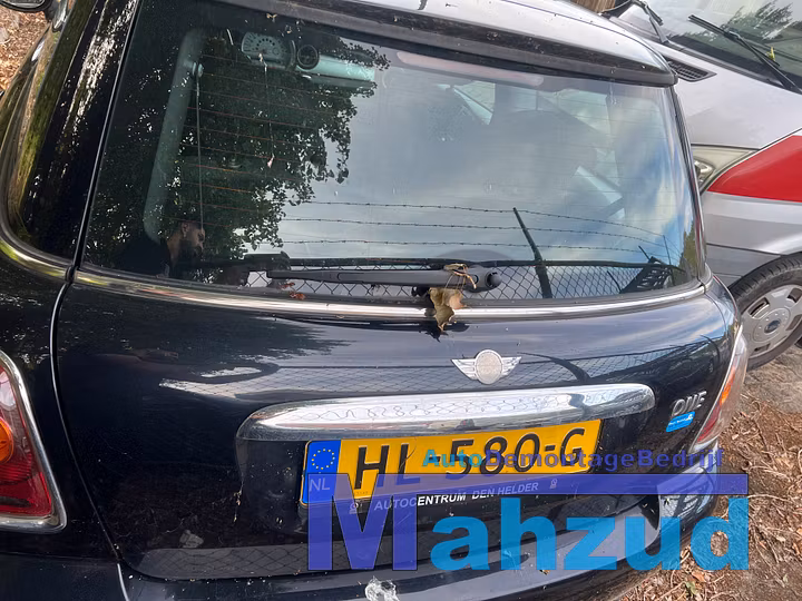 Koop Achterklep | Achterdeur bij Autodemontagebedrijf Mahzud