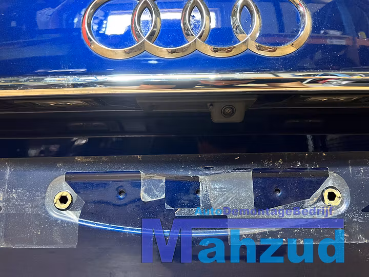 Koop Achterklep | Achterdeur bij Autodemontagebedrijf Mahzud