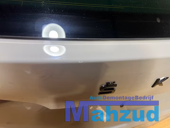 Koop Achterklep | Achterdeur bij Autodemontagebedrijf Mahzud