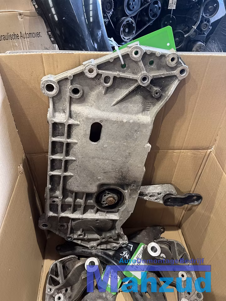 Koop Subframe bij Autodemontagebedrijf Mahzud