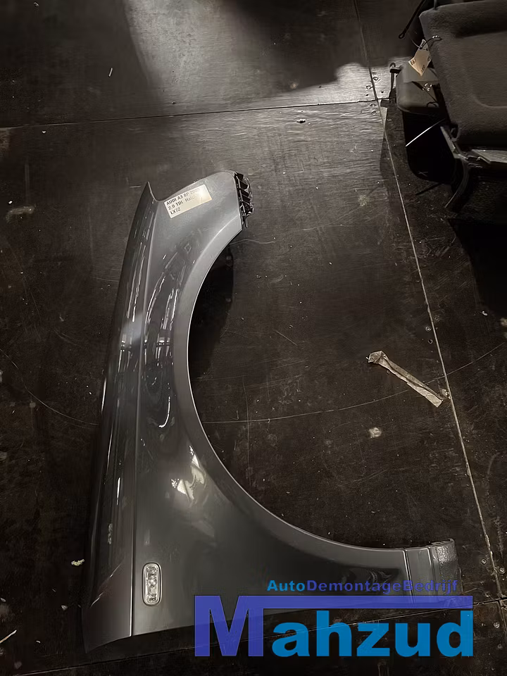 AUDI A3 8P HATCHBACK Grijs LX7Z Rechts Voorscherm 2003-2013 image 1