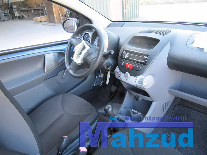 Koop Instrumentenpaneel | Boordmonitor bij Autodemontagebedrijf Mahzud