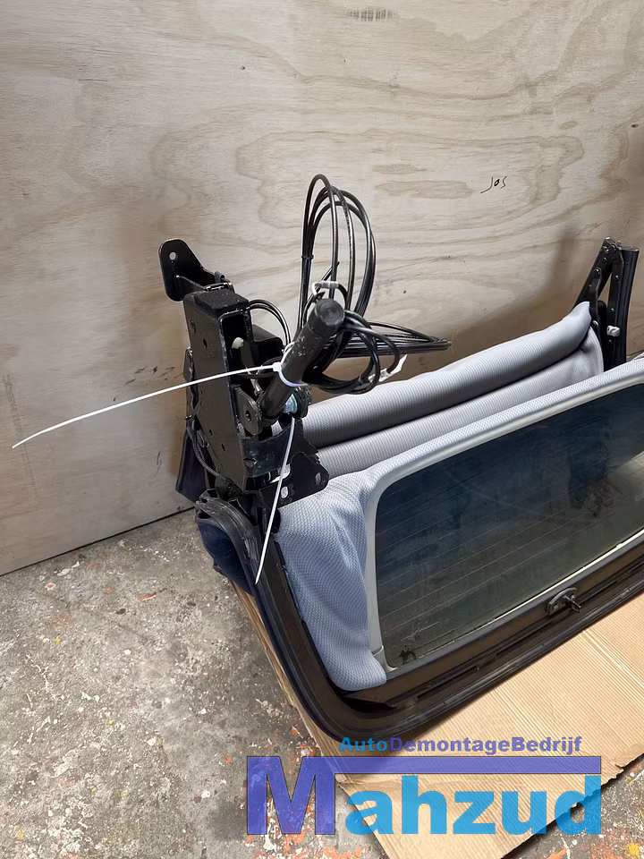 Koop Dak bij Autodemontagebedrijf Mahzud