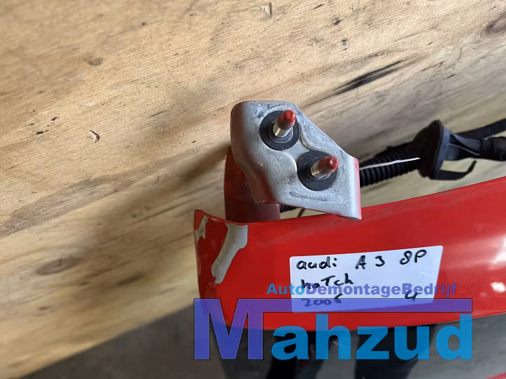 Koop Achterklep | Achterdeur bij Autodemontagebedrijf Mahzud