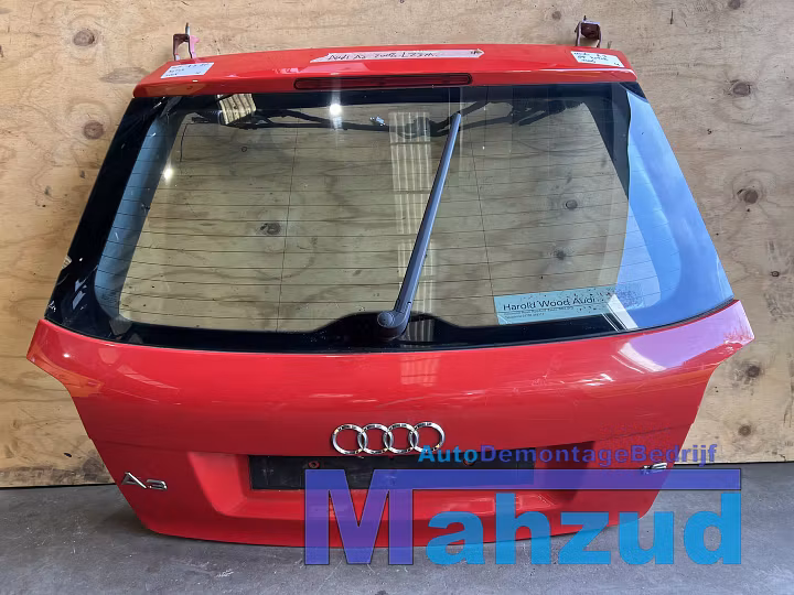 AUDI A3 8P HATCHBACK ROOD LZ3M Achterklep 2004-2011 image 1