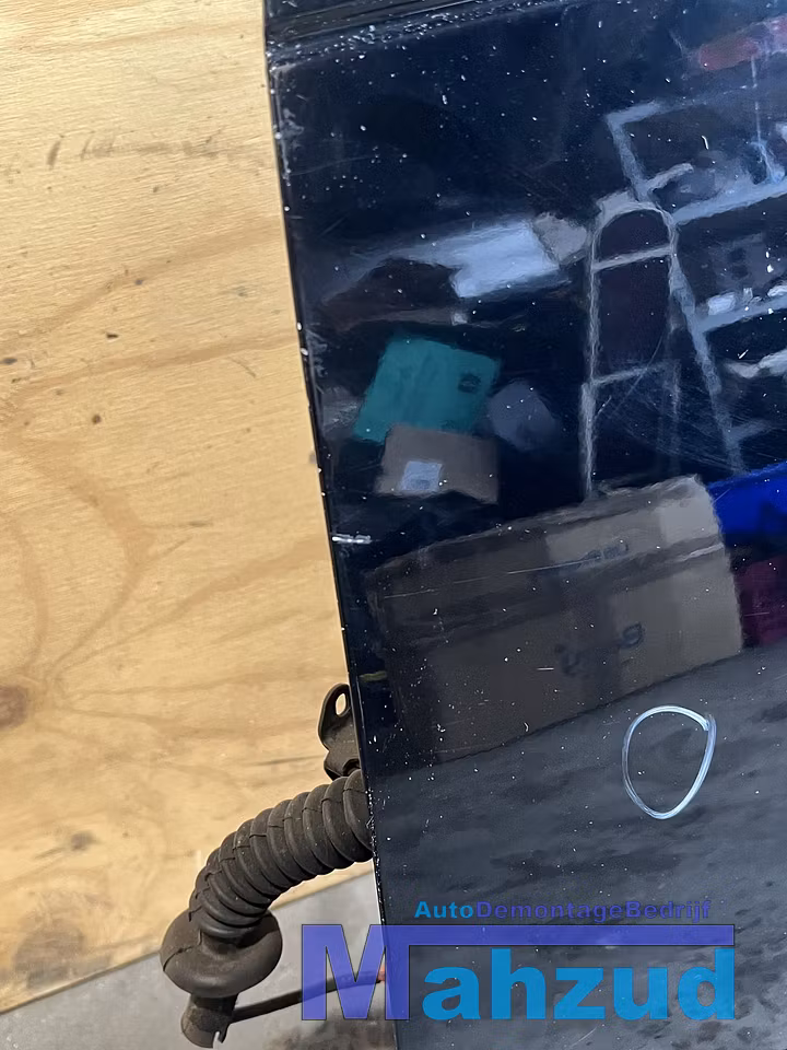 Koop Portier | Deur | Enkel bij Autodemontagebedrijf Mahzud