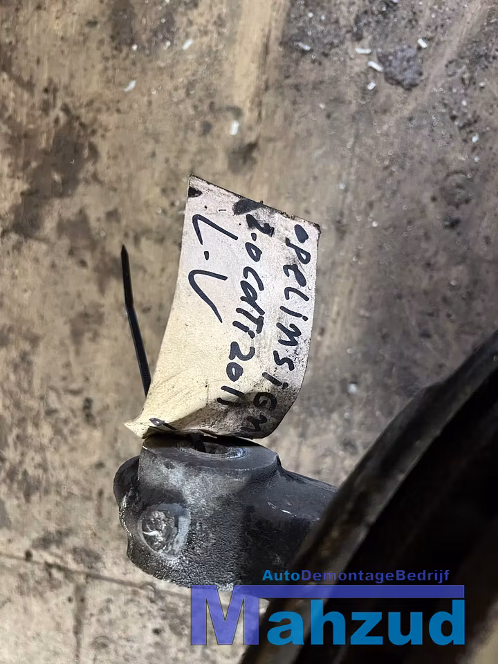 Koop Veerpoot compleet | Enkel bij Autodemontagebedrijf Mahzud