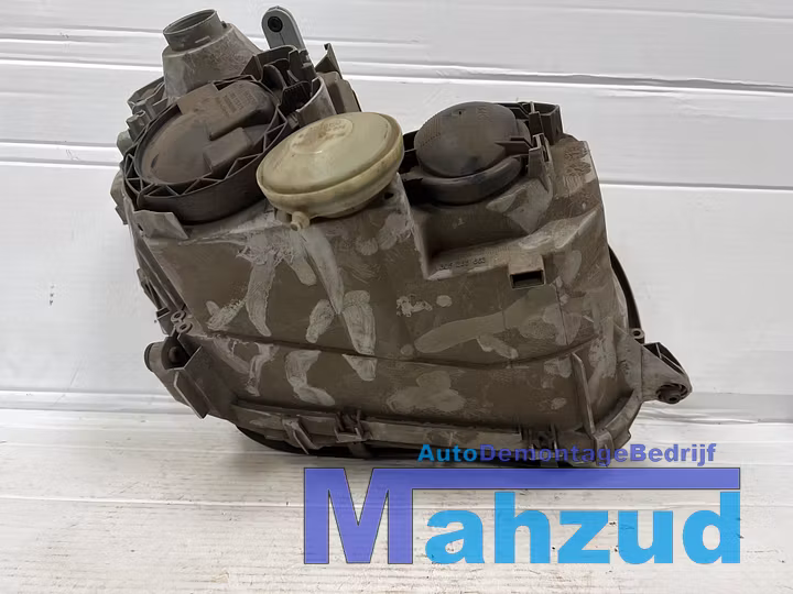 Koop Koplamp | Enkel bij Autodemontagebedrijf Mahzud