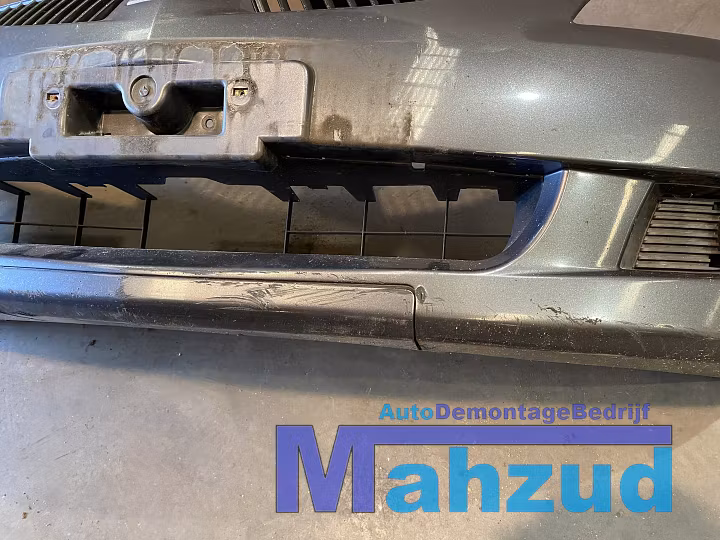 Koop Voorbumper bij Autodemontagebedrijf Mahzud